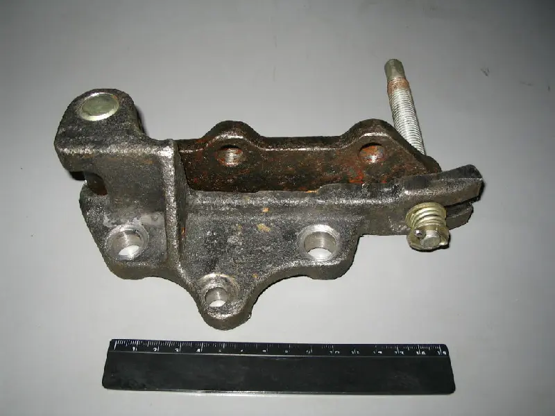 Пристрій натяжний насоса ГУР в зб. (вир-во АвтоКрАЗ)