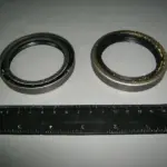 Сальник маточини передньої ВАЗ 2121 56х73х10 чорн. з пруж. (вир-во БРТ)