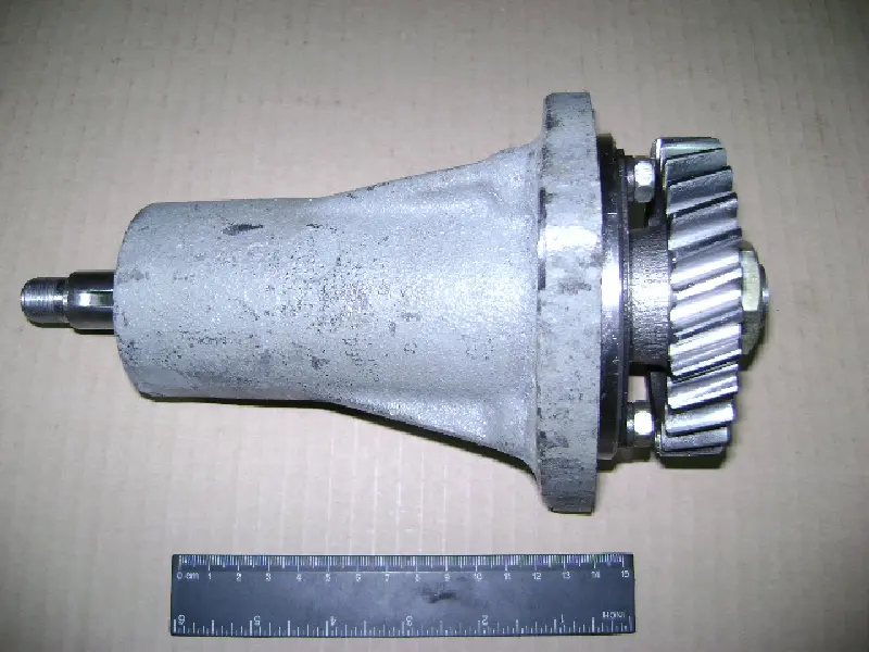 Корпуc приводу генератора ЯМЗ-240 (вир-во ЯМЗ)
