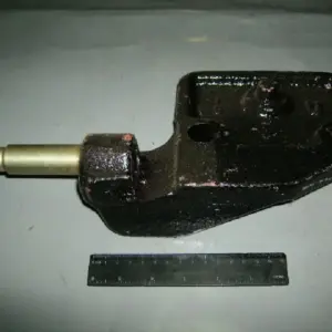 Кронштейн нижній лівий (вир-во МАЗ)