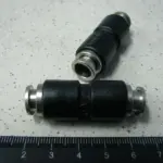 Фітінг повітряний металл-пластік,угл.d-8