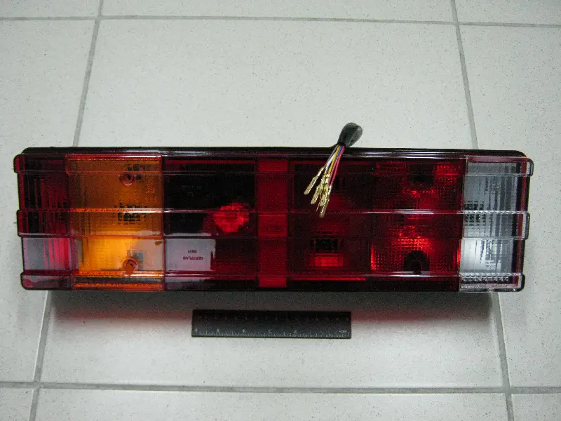 Ліхтар задній