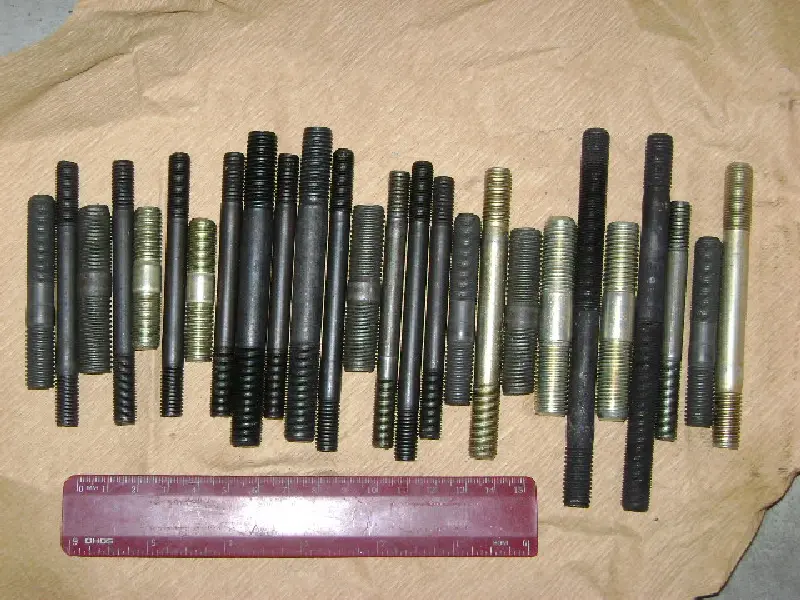 Головка блоку ГАЗ 53, ПАЗ дв.513, 5233 з клап.с прокл.і кріплення., Фірм.упак. (вир-во ЗМЗ)
