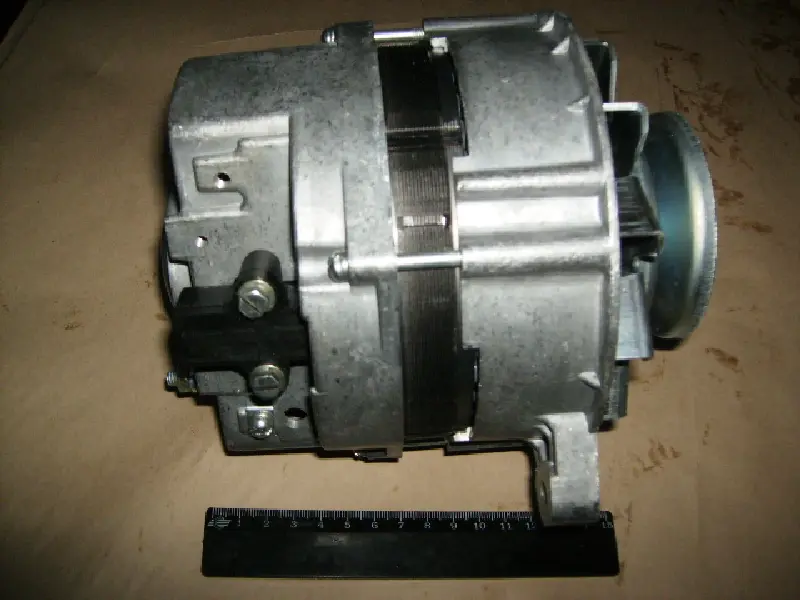 Генератор ГАЗ 3307 (ЗМЗ 511-10) 14В 40А (вир-во г.Ржев)