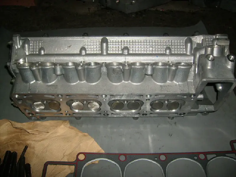 Головка блоку Газель дв.406 з клап.с прокл.і кріплення., Фірм.упак. (вир-во ЗМЗ)