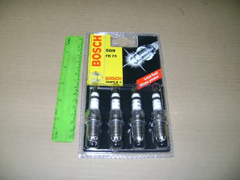 Свічка запалювання FR78 SUPER-4 SB VAG, Huynd, ВАЗ (вир-во Bosch)