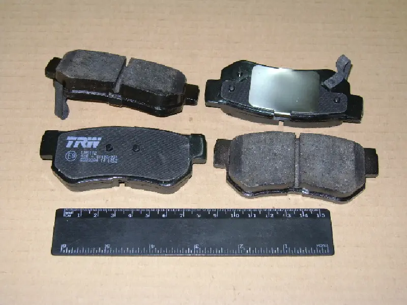 Колодка гальм. HYUNDAI Elantra, Santa Fe, Tucson, KIA Magentis задн. (вир-во TRW)