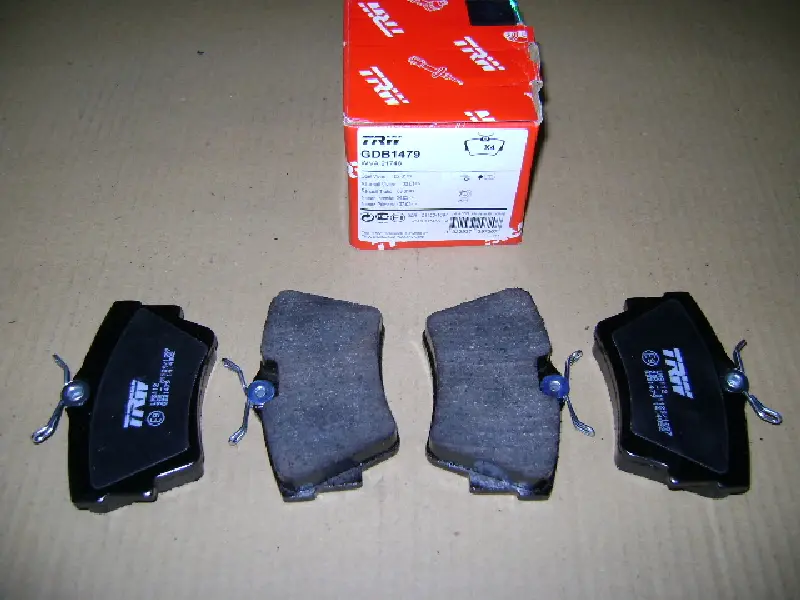 Колодка гальм. RENAULT Trafic задн. (вир-во TRW)