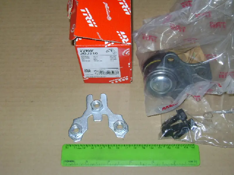 Палець кульової SEAT Cordoba,ibiza,vw GOLF, JETTA, PASSAT (вир-во TRW)